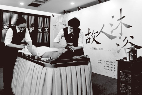 穿衣凈身所用到的工具，壽衣在哪里準備？
